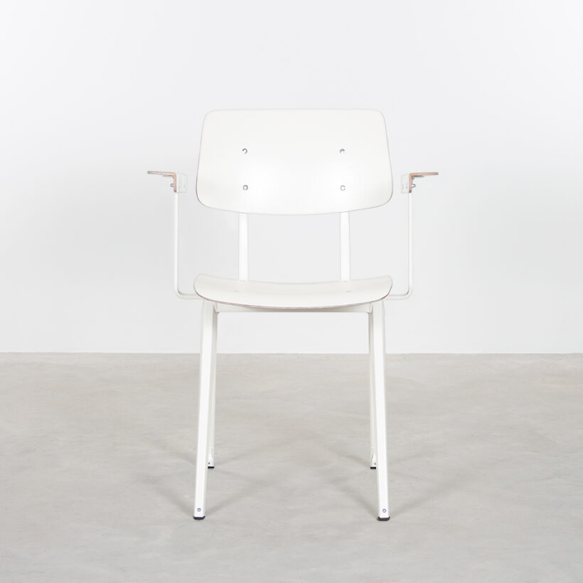 Galvanitas S16 With Armrests White