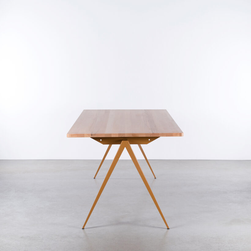 TD4 Ocher Brown Beech