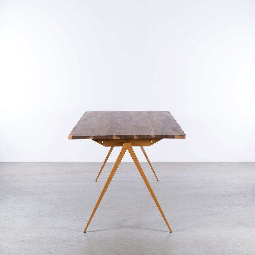 TD4 Ocher Brown Walnut