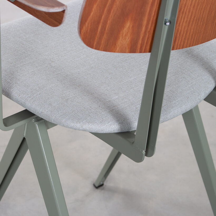 as S16 With Armrests Cement Grey Piquet Light Grey 60