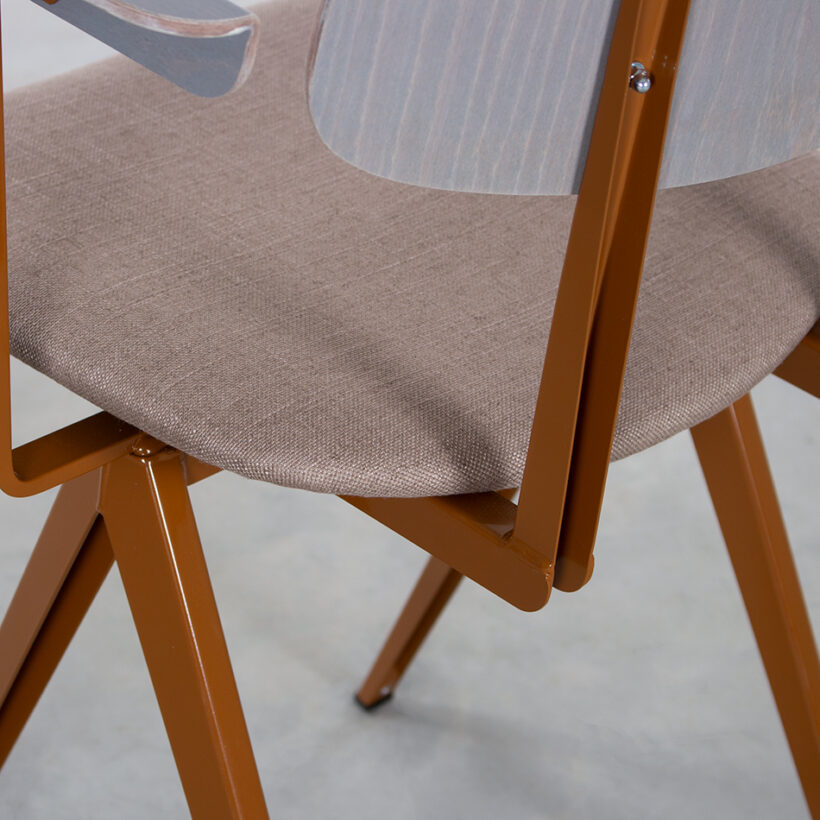 as S16 With Armrests Loam Brown Piquet Liver 10