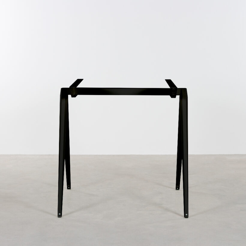 TD4 Bistro Frame Black