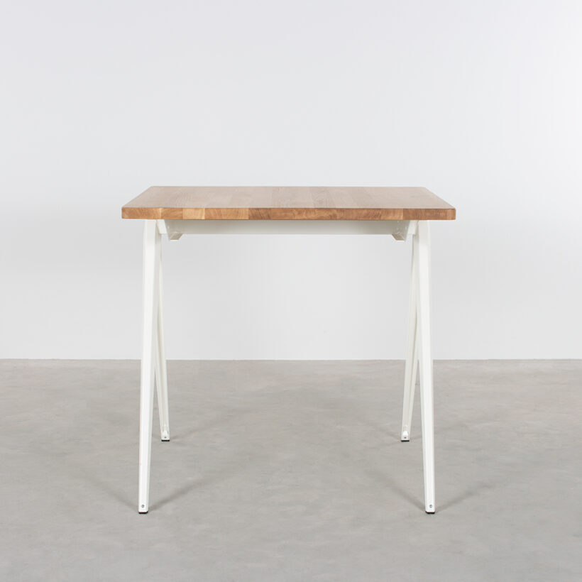 TD4 Bistro White Oak