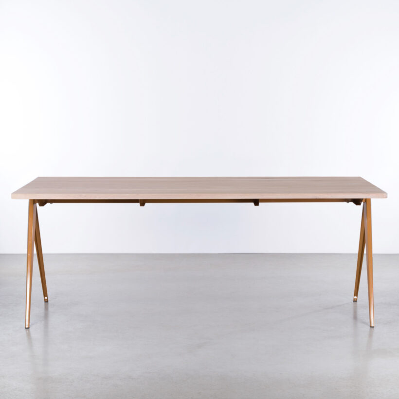 TD4 Ocher Brown Whitewash