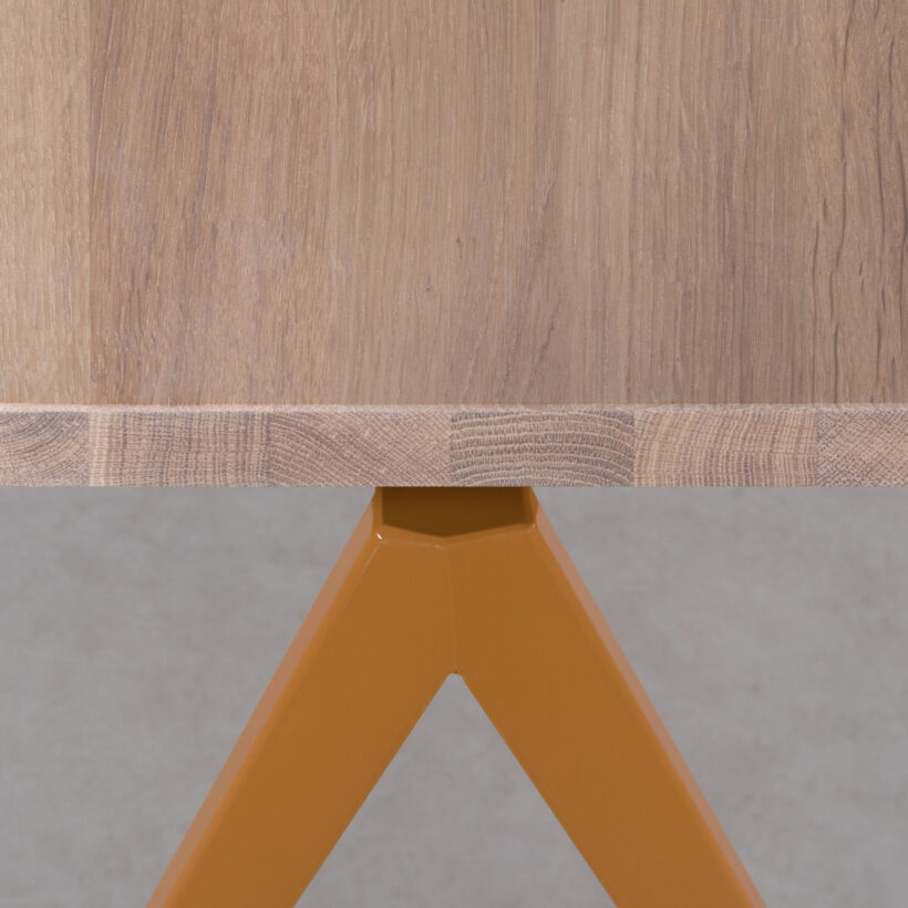 TD4 Ocher Brown Whitewash