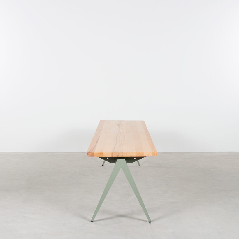 TD4 Bench Cement Grey Beech