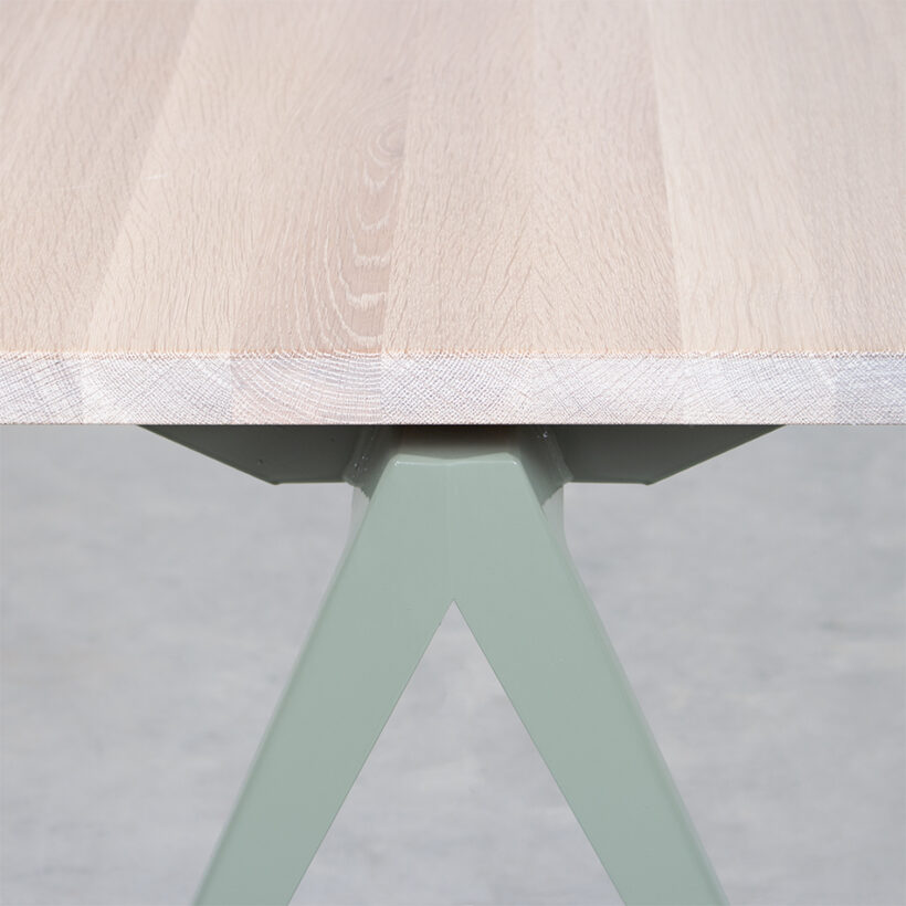 TD4 Bench Cement Grey Whitewash