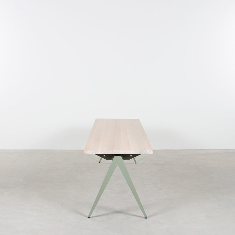 TD4 Bench Cement Grey Whitewash