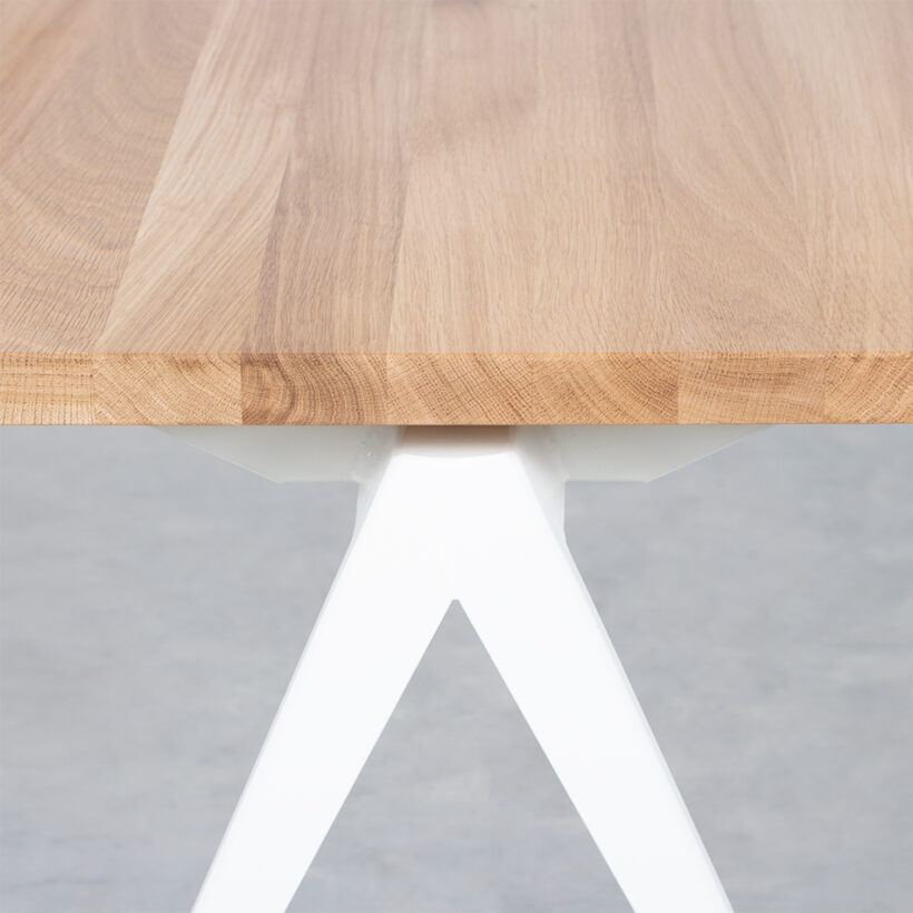 TD4 Bench White Oak