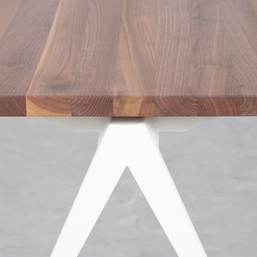 TD4 Bench White Walnut