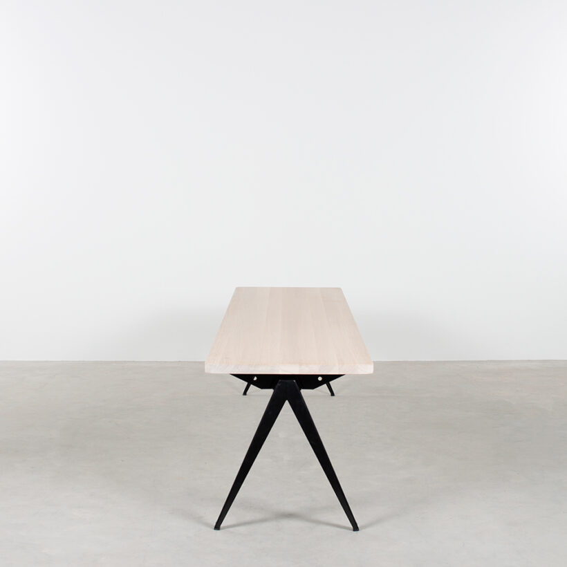 TD4 Bench Black Whitewash