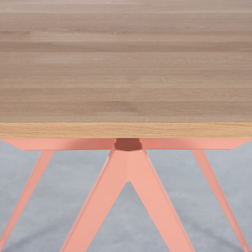 TD4 Bistro Beige Red Oak