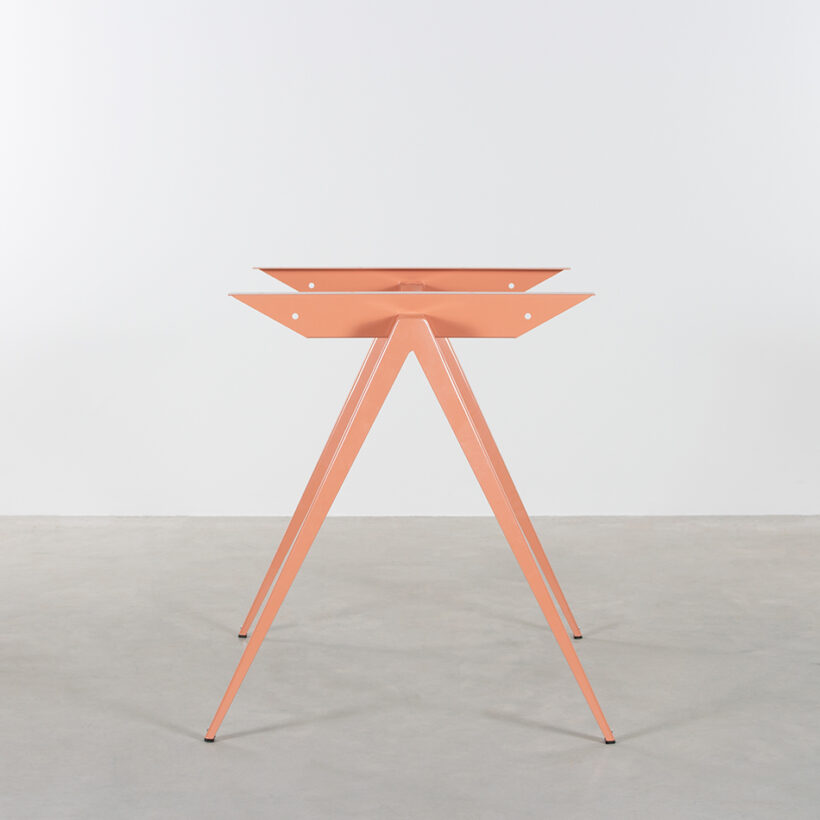 TD4 Bistro Frame Beige Red