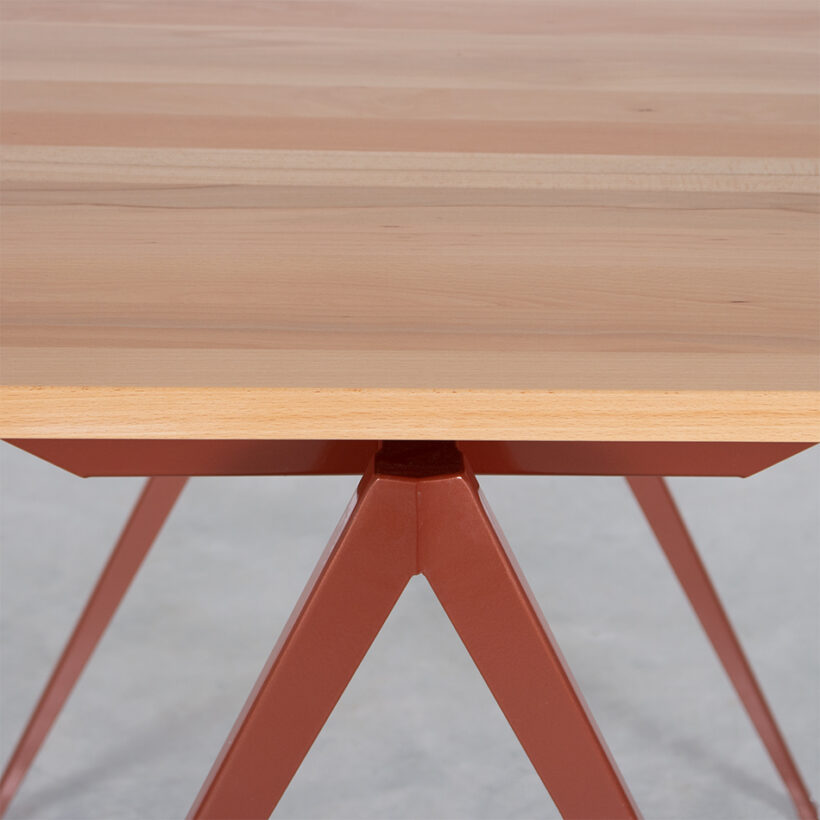TD4 Bistro Pearl Copper Beech