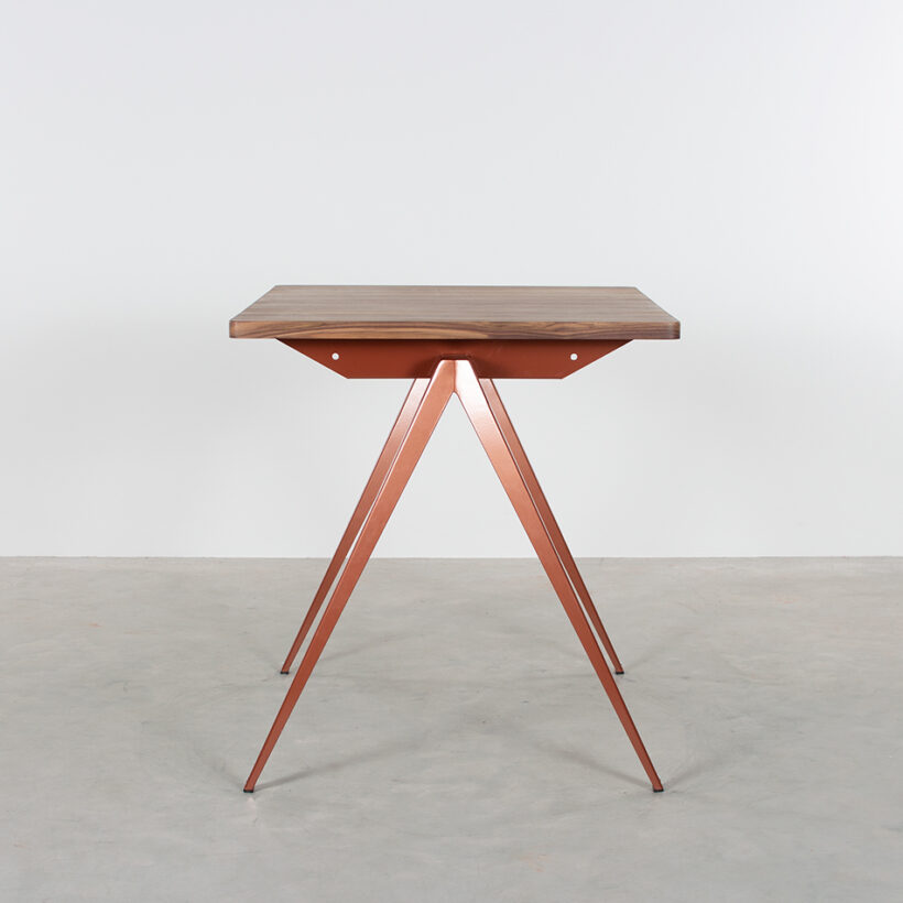 TD4 Bistro Pearl Copper Walnut