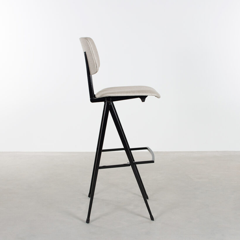 Galvanitas Bar Chair Upholstered Black Piquet Clay 84